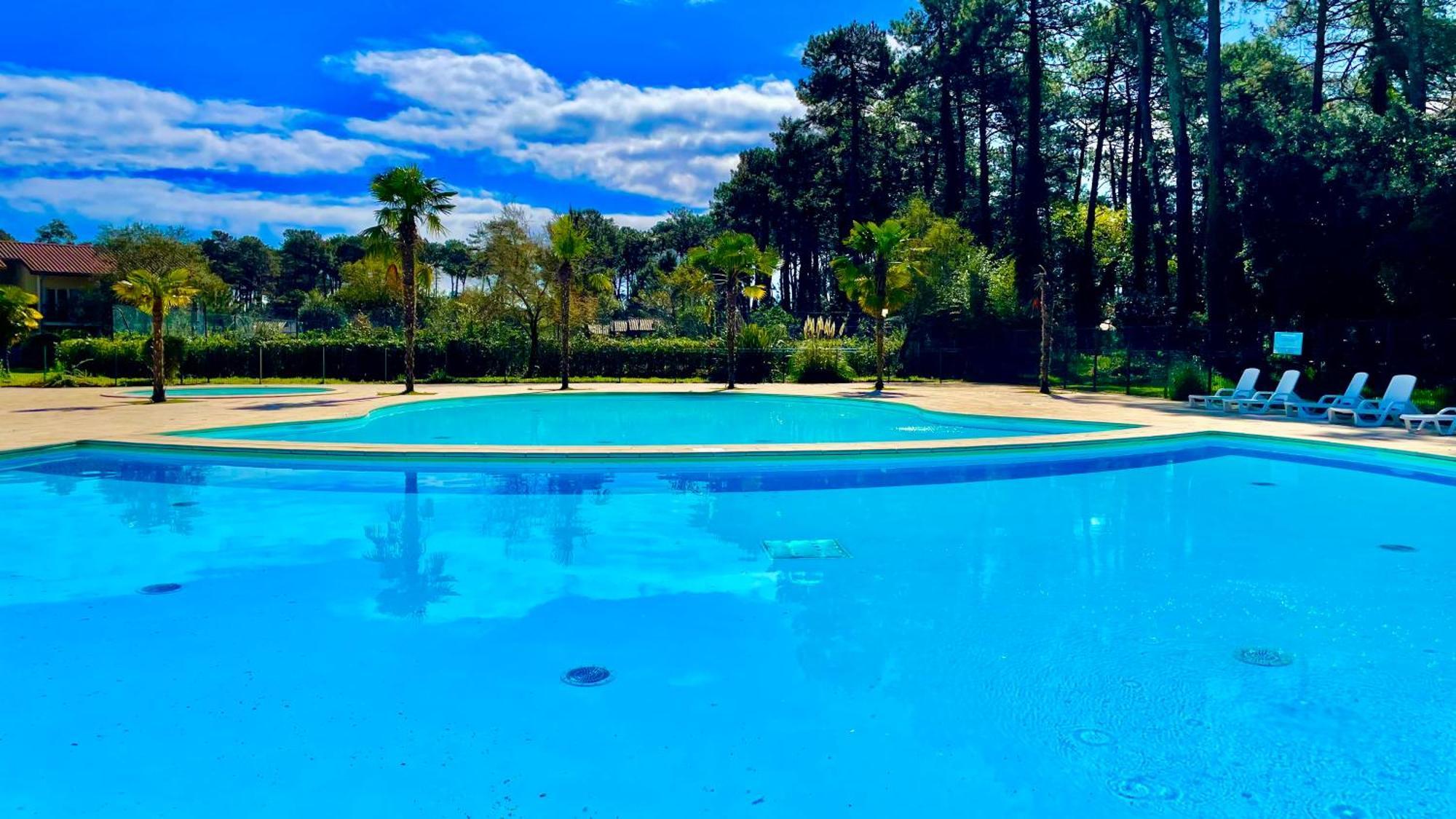 Chalet Paisible A La Plage, Piscine Et Tennis Ondres Exterior photo
